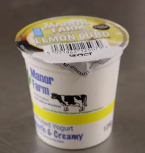 Manor Farm Thick & Creamy Live Yoghurt — Lemon Curd (125g)