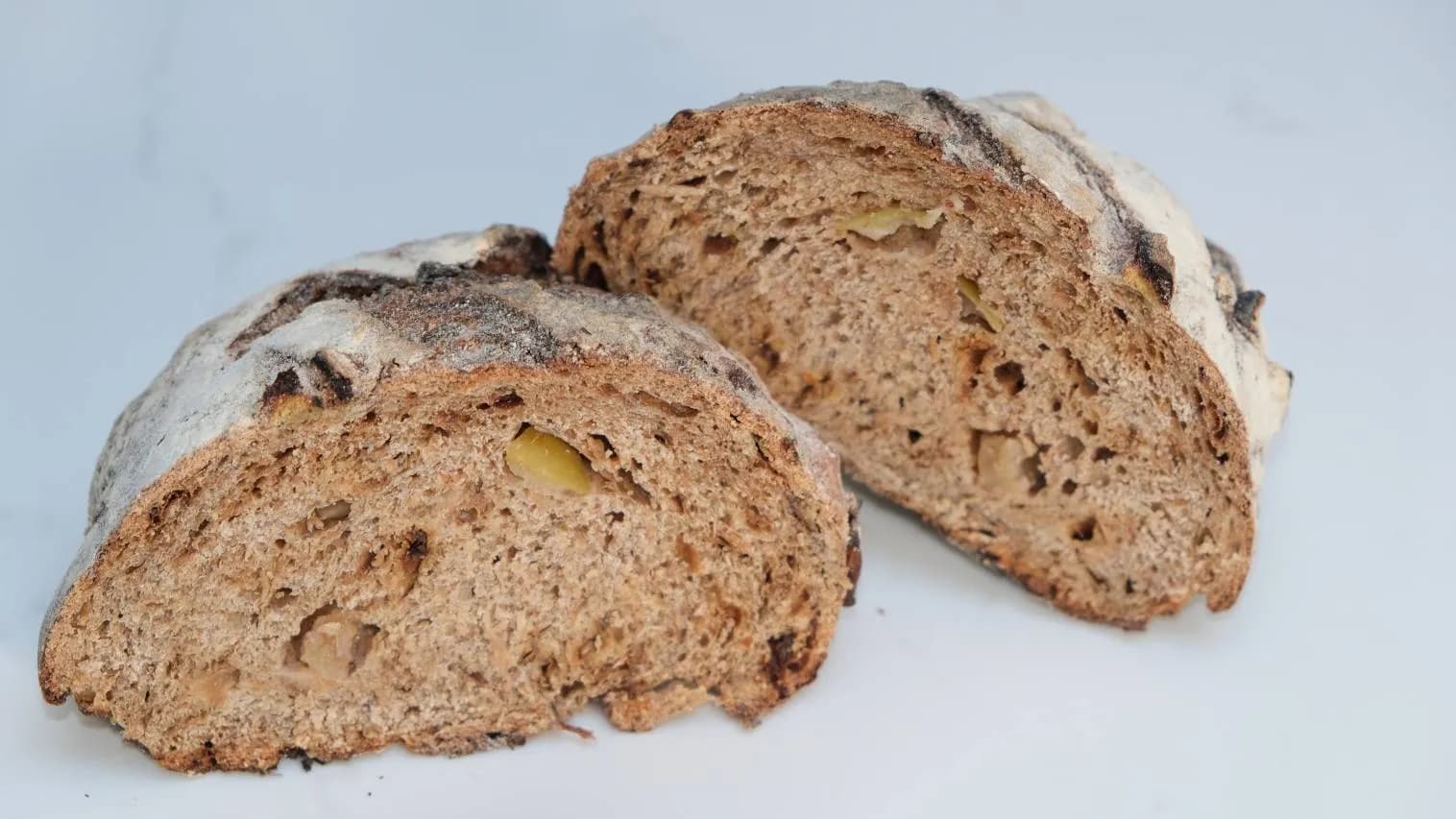 Welbeck Apple Sourdough